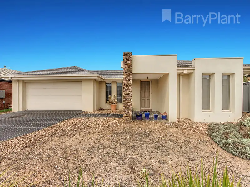 Main view of Homely house listing, 17 Stapehill Court, Deer Park VIC 3023