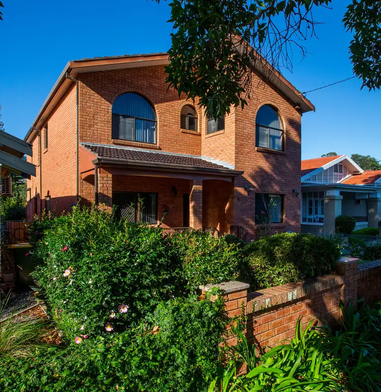 8 Rosewall Street, Willoughby NSW 2068