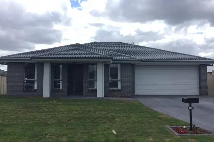 16 Alpine Avenue, Cessnock NSW 2325
