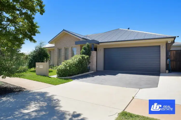 25 Eckersley Way, Moorebank NSW 2170