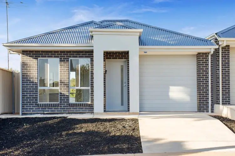 4A Julie Road, Para Hills SA 5096