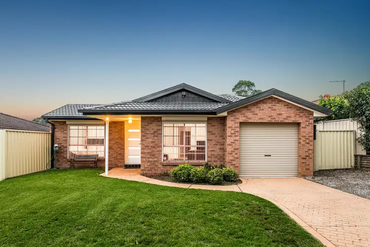 23 Gadshill Place, Rosemeadow NSW 2560