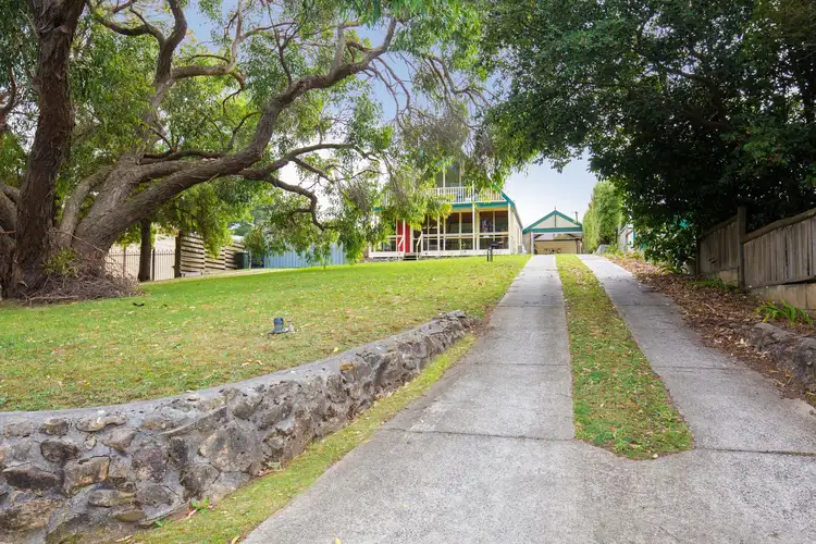 Second view of Homely house listing, 8 Sharley Avenue, Mount Gambier SA 5290