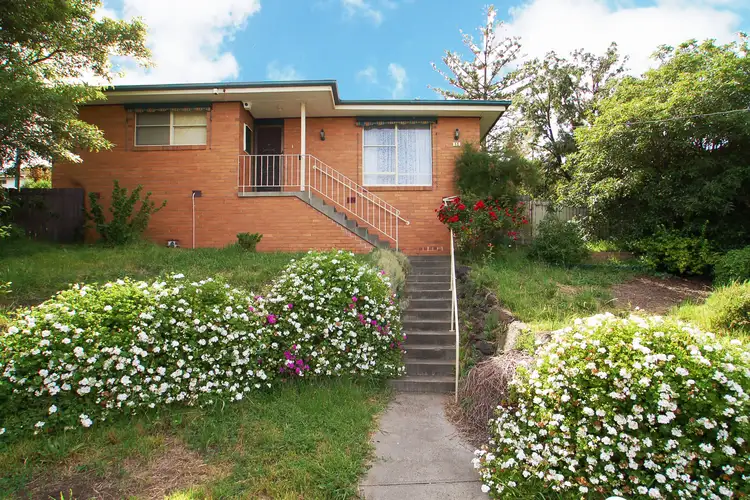11 Leech Court, Jacana VIC 3047