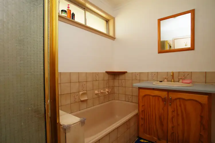 Seventh view of Homely house listing, 11 Leech Court, Jacana VIC 3047