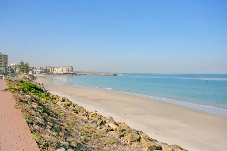 5/35 North Esplanade, Glenelg North SA 5045