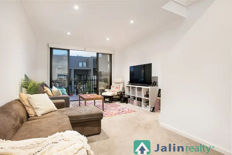 Fifth view of Homely townhouse listing, 10 Kiln Walk, Maidstone VIC 3012