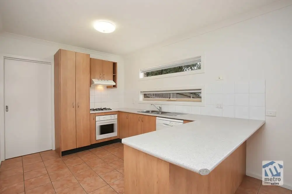 Main view of Homely townhouse listing, 5/52 Shinners Avenue, Berwick VIC 3806