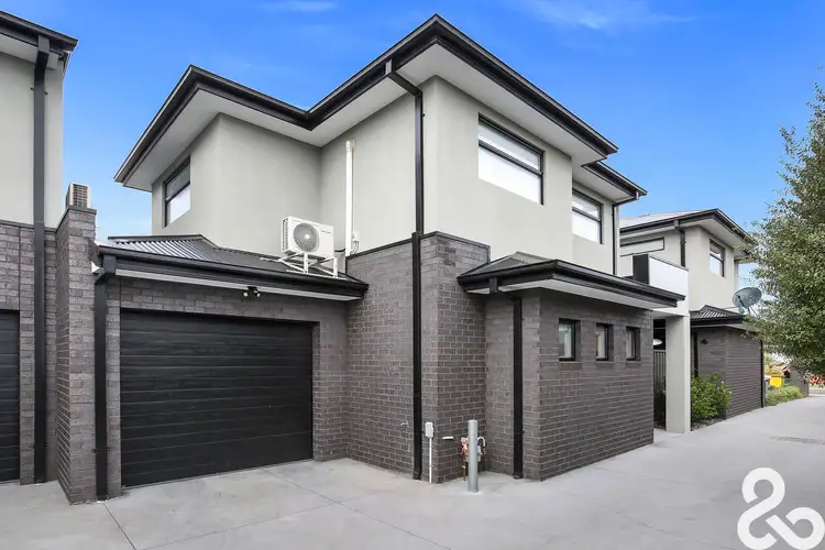 Second view of Homely unit listing, 3/12 Hamilton Court, Lalor VIC 3075