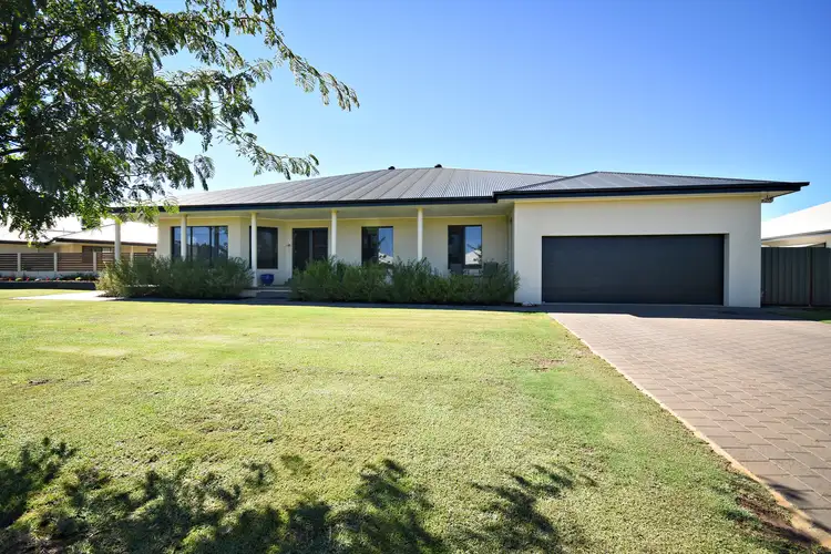 6-8 Carnegie Avenue, Dubbo NSW 2830