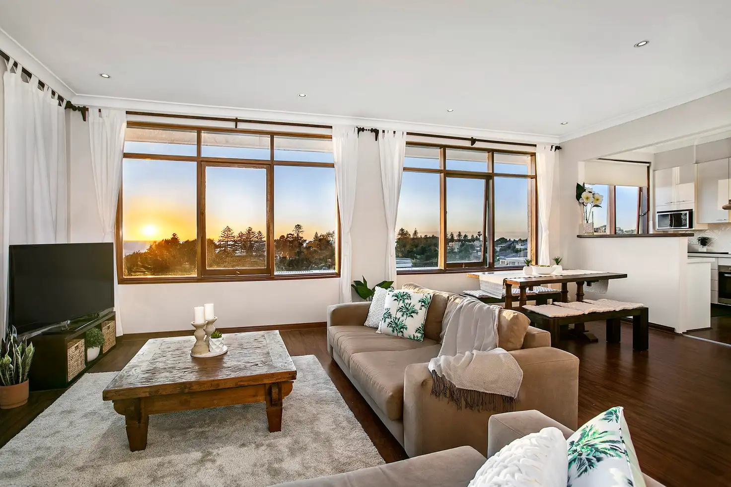 Main view of Homely apartment listing, 5/1 Graylind Close, Collaroy NSW 2097