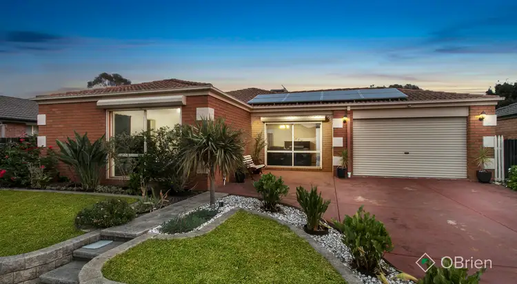 2 Swan Court, Narre Warren South VIC 3805