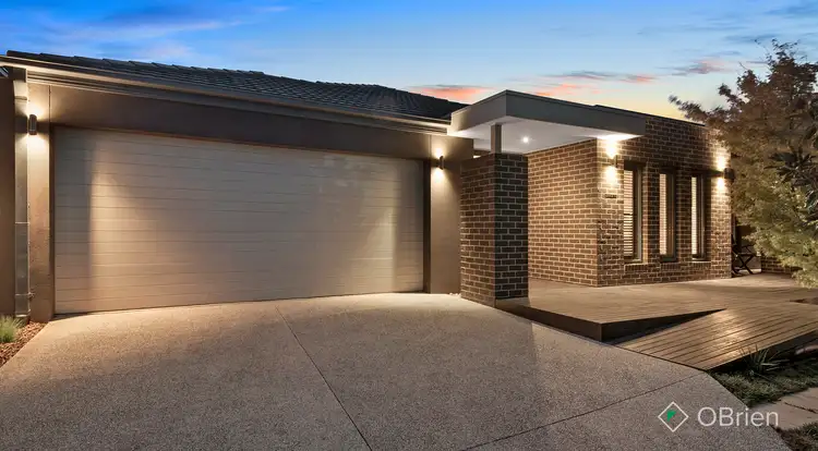 Second view of Homely house listing, 15 Skipperstone Glen, Narre Warren South VIC 3805