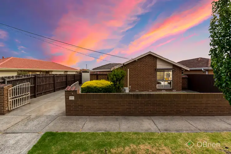 5 Lindsey Road, St Albans VIC 3021