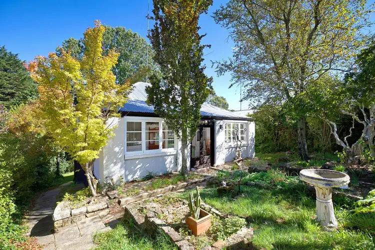 20 Trow Avenue, Katoomba NSW 2780