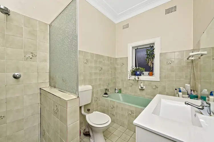 Sixth view of Homely block of units listing, 31 The Crescent, Homebush NSW 2140