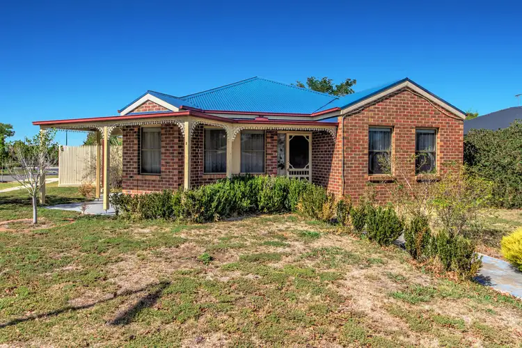 3 Stackpole Crescent, Sunbury VIC 3429