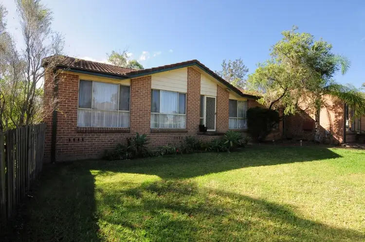 1/4 Chebec Close, Bomaderry NSW 2541