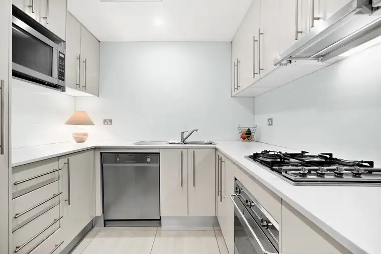 Fifth view of Homely apartment listing, 2/40-42 Wilberforce Avenue, Rose Bay NSW 2029