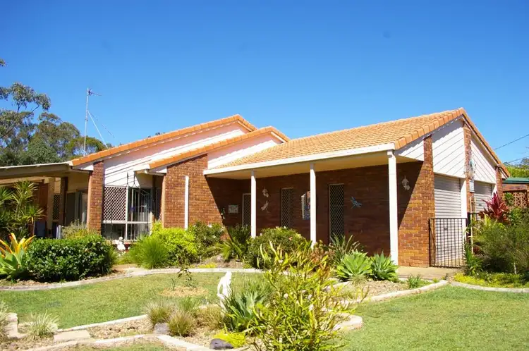 11 Lachlan Ave, Nambour QLD 4560