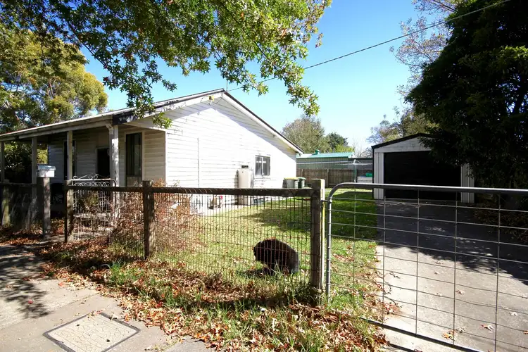Second view of Homely house listing, 3 Drouin Road, Longwarry VIC 3816