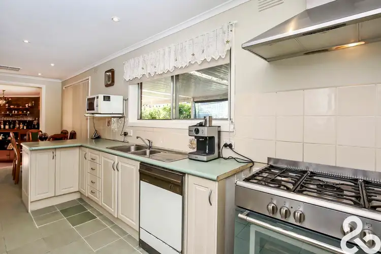 Sixth view of Homely house listing, 7 Orana Place, Epping VIC 3076