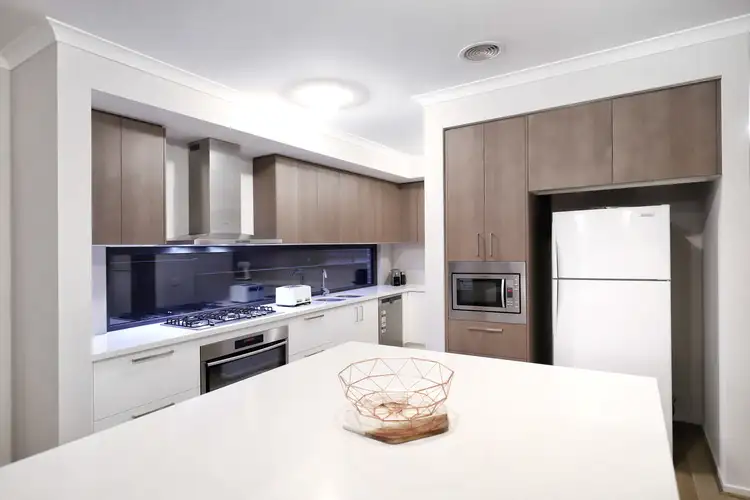 Fifth view of Homely house listing, 6 Milswyn Street, Craigieburn VIC 3064