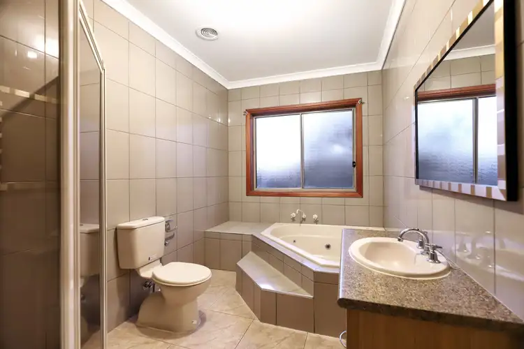 Seventh view of Homely house listing, 20 Woodside Way, Roxburgh Park VIC 3064