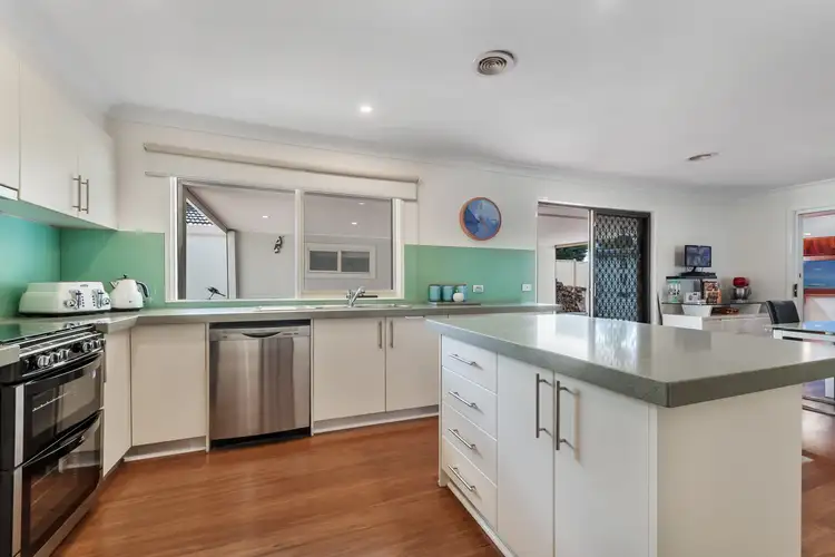 Fifth view of Homely house listing, 1 Finden Court, Craigieburn VIC 3064