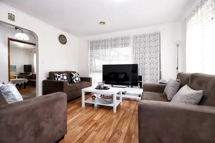 Fifth view of Homely house listing, 98 Hanson Road, Craigieburn VIC 3064