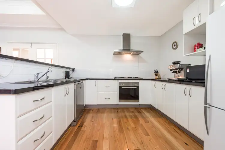 Fifth view of Homely house listing, 29 Ollave Circuit, Aveley WA 6069