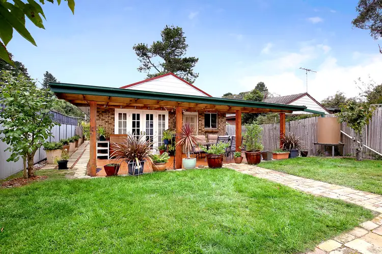 6 Burton Road, Blackheath NSW 2785