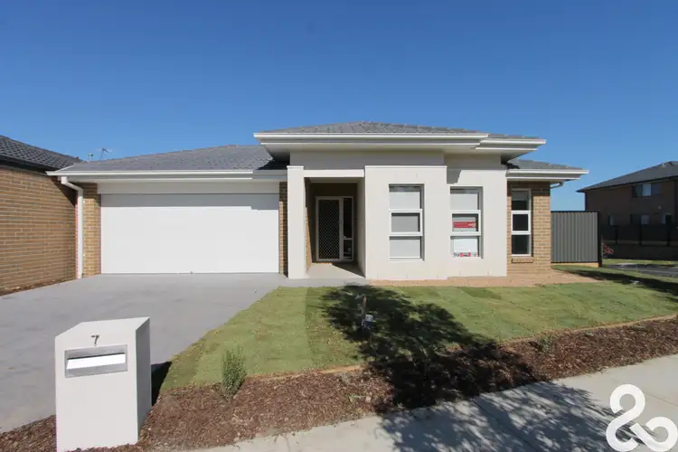 7 Meade Way, Mernda VIC 3754