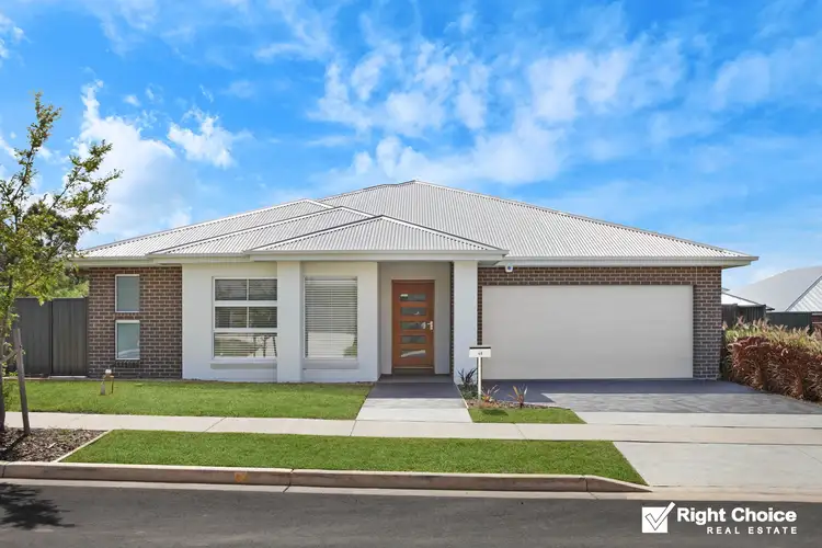 48 Honeybee Crescent, Calderwood NSW 2527