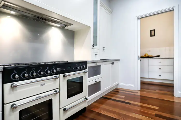 Fifth view of Homely house listing, 450 Mt Ridley Road, Mickleham VIC 3064