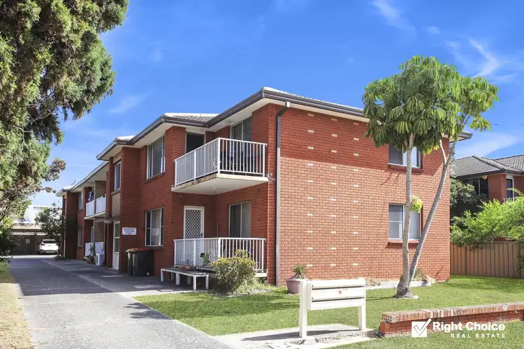 5/10 Peterborough Avenue, Lake Illawarra NSW 2528