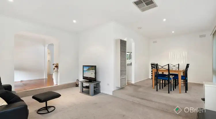 Fourth view of Homely house listing, 4 Pilosa Place, Endeavour Hills VIC 3802