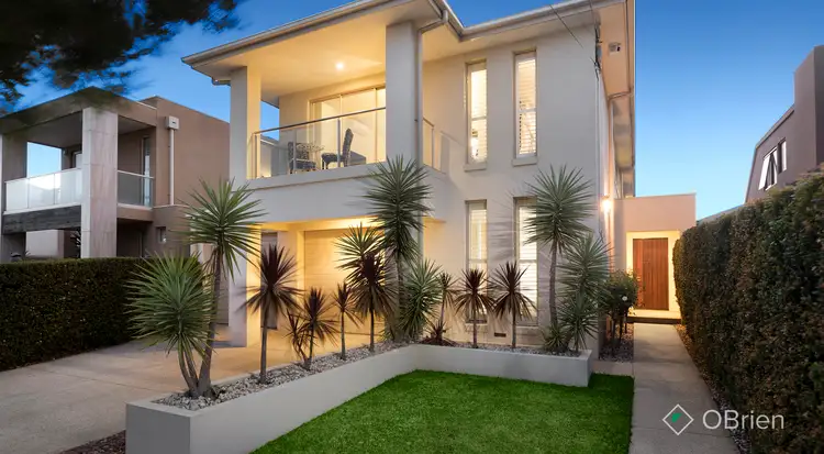 21 Sea Parade, Mentone VIC 3194