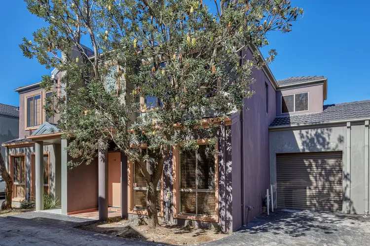 10/32 Stud Road, Dandenong VIC 3175
