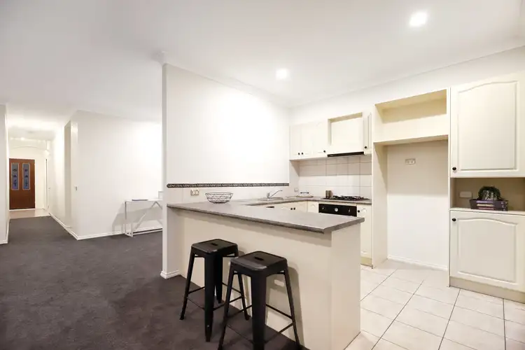 Third view of Homely house listing, 8 Kings Glen, Craigieburn VIC 3064