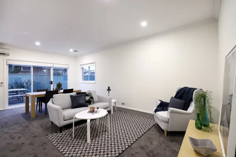 Sixth view of Homely house listing, 8 Kings Glen, Craigieburn VIC 3064