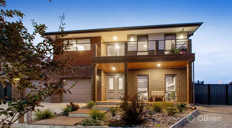 13 Gerda Grove, Cranbourne North VIC 3977