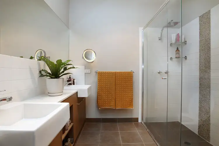 Fourth view of Homely house listing, 2 Surrey Place, Caroline Springs VIC 3023