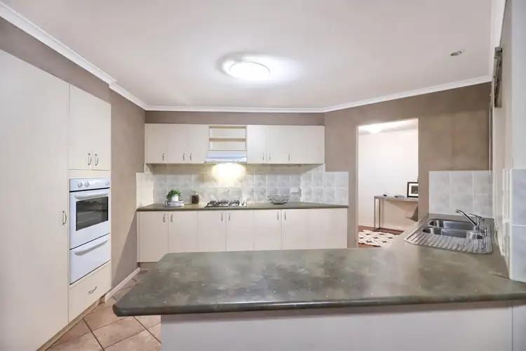 Third view of Homely house listing, 2 Meadowbank Court, Craigieburn VIC 3064