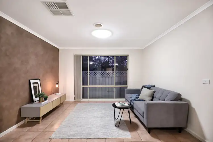 Sixth view of Homely house listing, 2 Meadowbank Court, Craigieburn VIC 3064