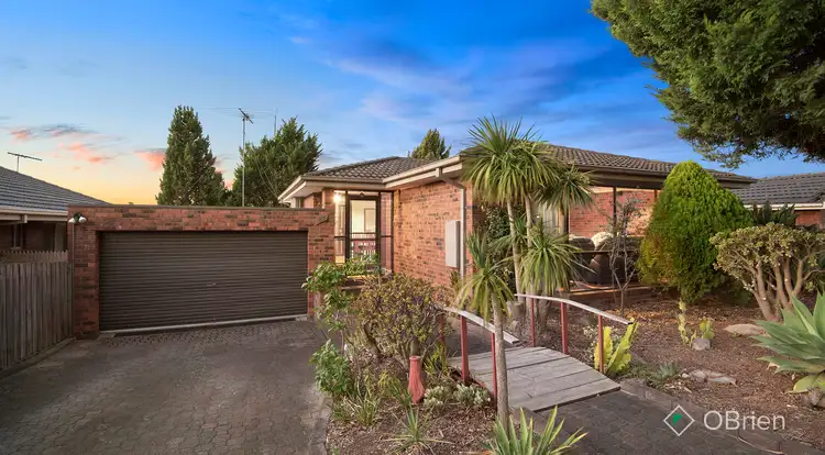 97 Georgette Crescent, Endeavour Hills VIC 3802
