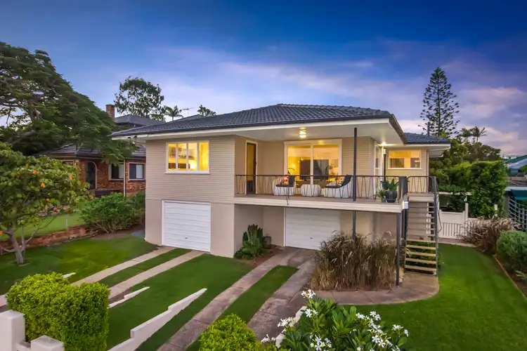 75 Alkoomie Street, Wynnum QLD 4178