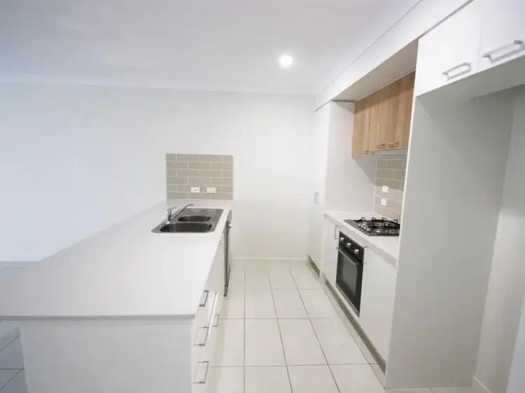 Fifth view of Homely semi-detached listing, 1/6 Volker Circuit, Bahrs Scrub QLD 4207