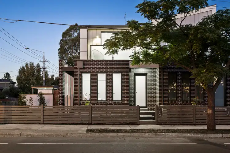 58E Leinster Grove, Thornbury VIC 3071