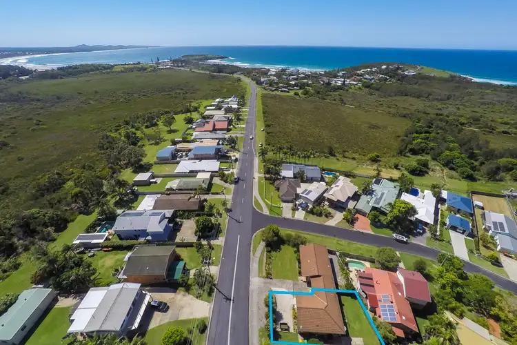 2/38 Arrawarra Road, Arrawarra Headland NSW 2456
